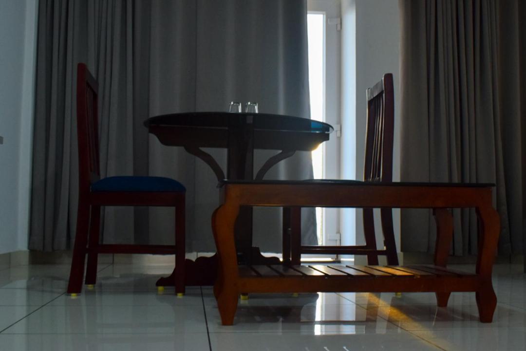 Raveendra Inn Kalpatta Buitenkant foto